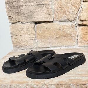 Steve Madden Mayven Black
Leather Sandal Size 6.5 Vacation Ready Velcro Strap